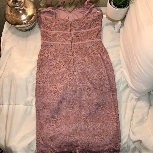 Bodycon cage dress- Floral lace - Picture 4 of 5